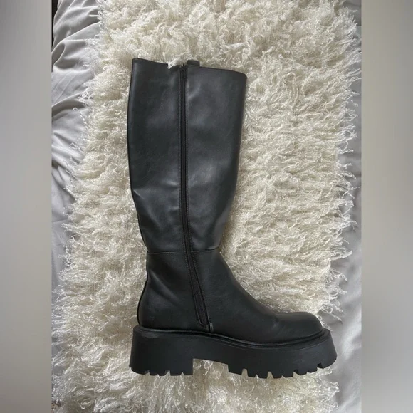 Steve Madden Boots - Picture 6 of 6